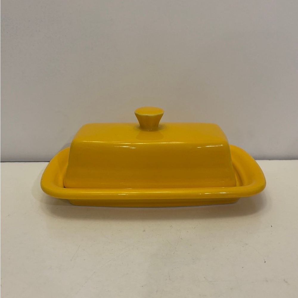 Fiesta ware Butter Dish XL in Sunflower - Picture 2 of 11